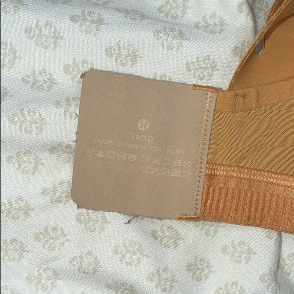 Lululemon AirSupport Bra – Wild Orange– Size 38DD - Picture 7 of 9